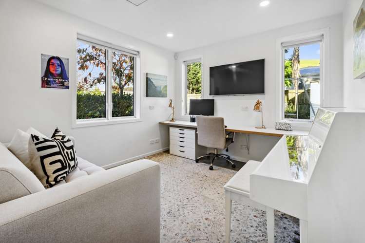 56 Taylor Road Mangere Bridge_13