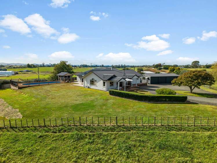 4 Old School Road Ngahinapouri_31