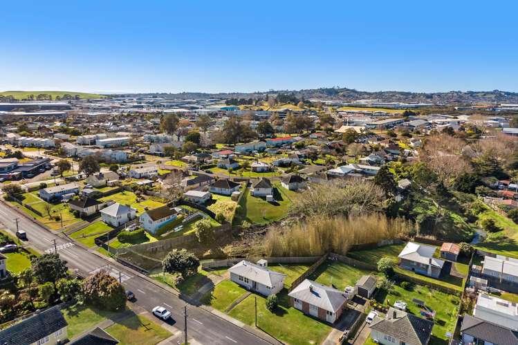 69 Hamill Road Otara_13