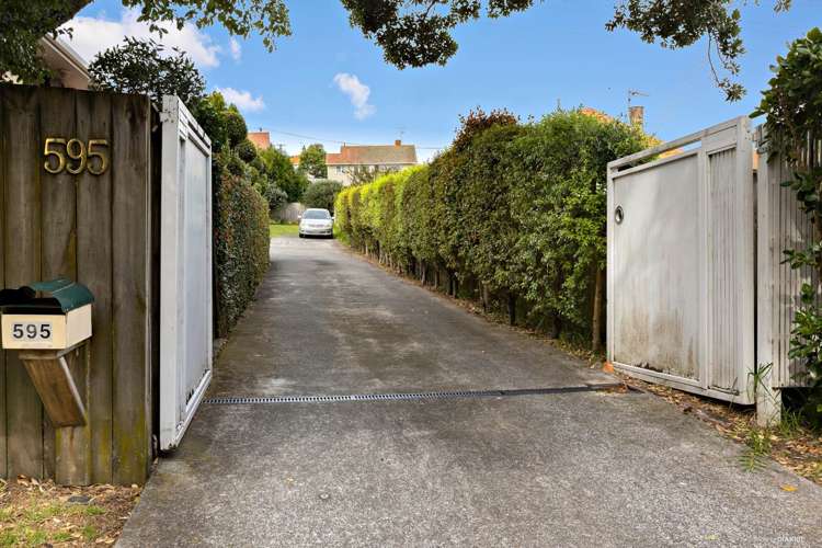 595 Richardson Road Mount Roskill_12