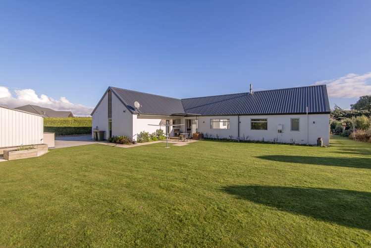 17 Churchlea Place Darfield_23