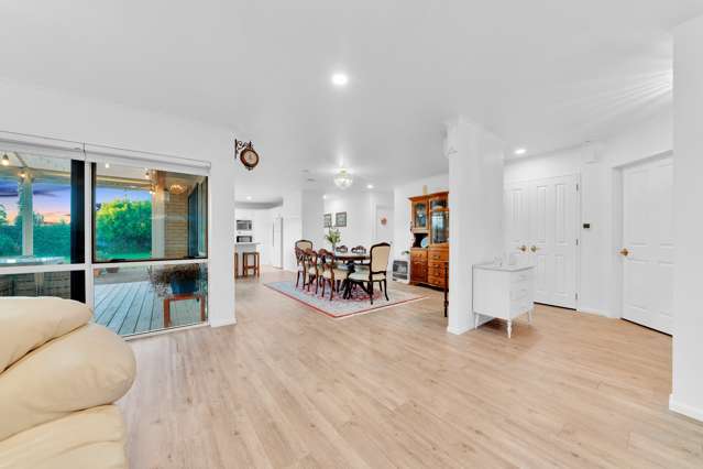 21 Lothian Brae Wattle Downs_1
