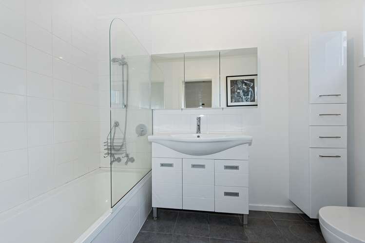 62 Aldersgate Road Hillsborough_12