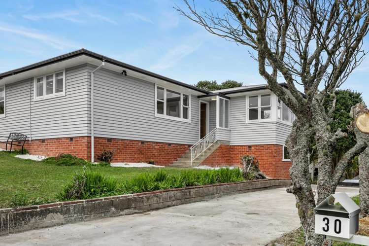30 Sylvan Crescent Te Atatu South_23