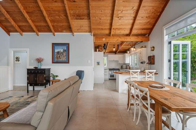 17 Cemetery Road Kuaotunu_3