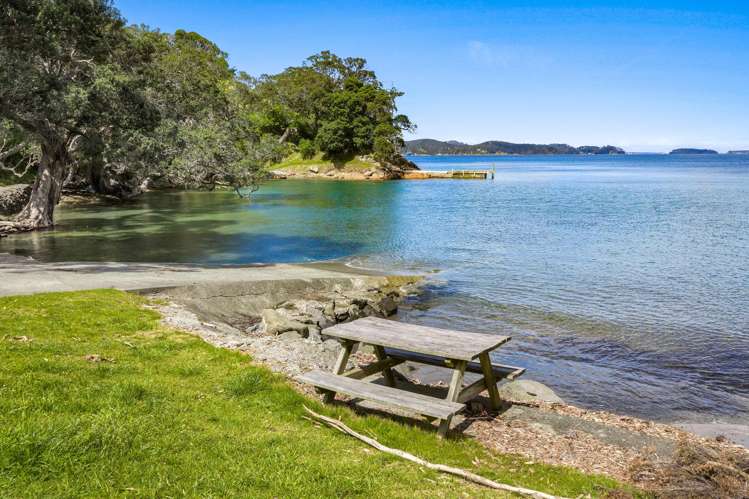 Cabin 10, 1116 Takatu Road Matakana_35