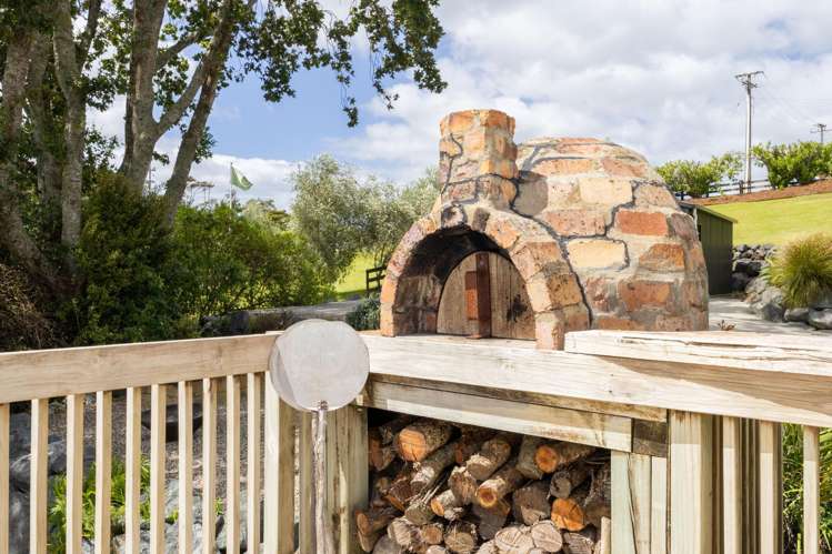 24 Mahurangi East Road Sandspit_17