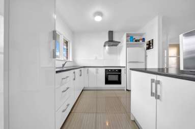 1/98 Melrose Road_3