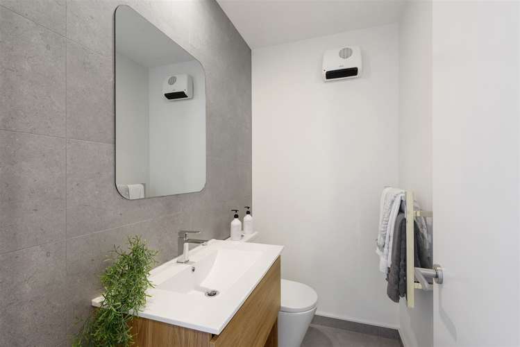 2/63 Poulson Street Addington_7