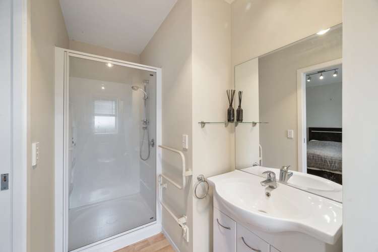 2/47 Te Hatepe Avenue Taupo_12