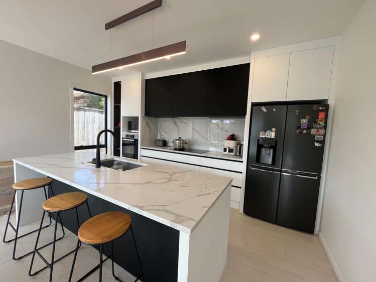  10 Kelsey Crescent Hillsborough_1