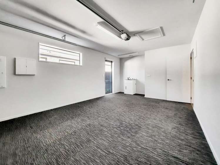 24 Quinn Crescent 500171_6