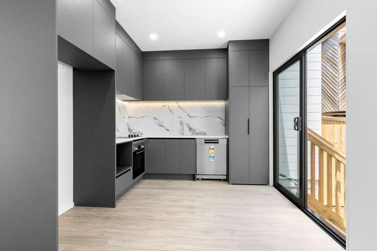 16 Emerson Street St Heliers_5