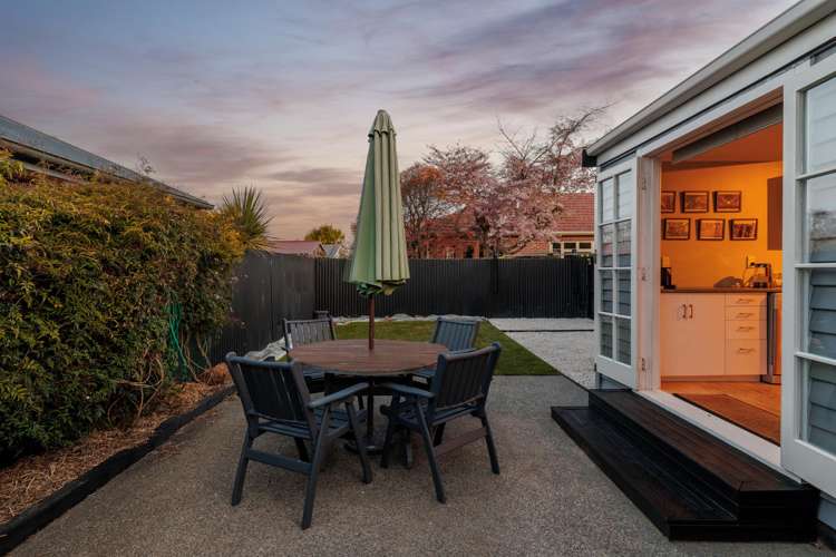 97 Wildberry Street Woolston_23