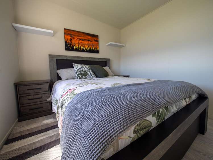 19 Monkey Island Road Orepuki_10