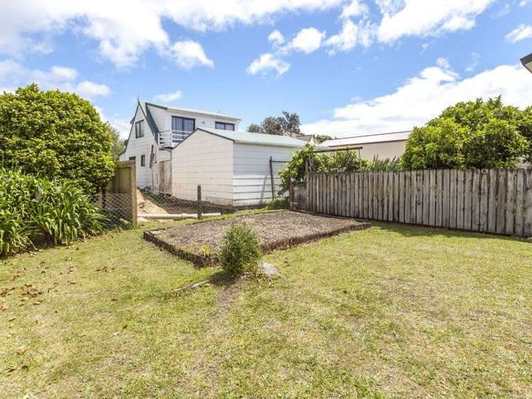 26 Hornsea Road Tairua_28