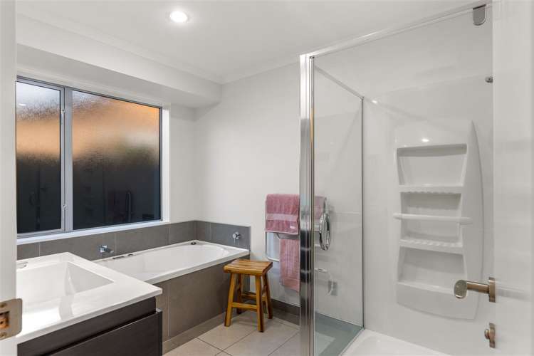 4 Millpark Place Northwood_16