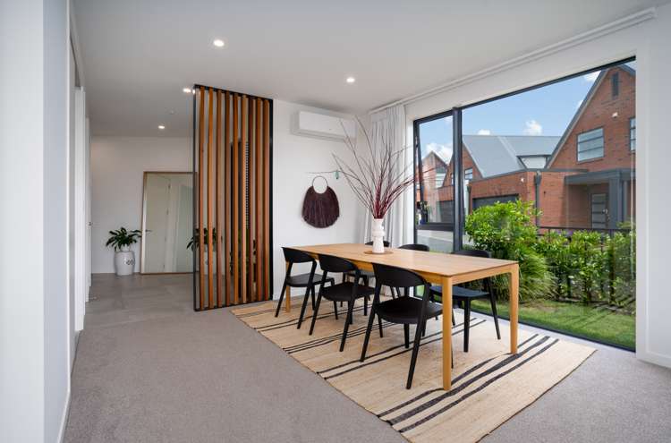 10 Garland Lane Leamington_9