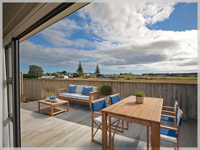 25 Story Street Foxton Beach_3