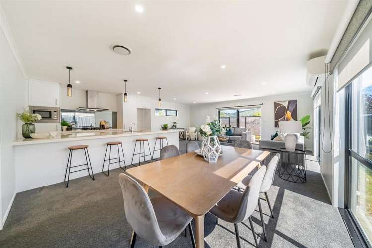 34 Te Kaeaea Crescent Wallaceville_6