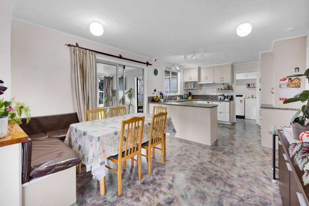 136 Hamlet Street Stratford_4