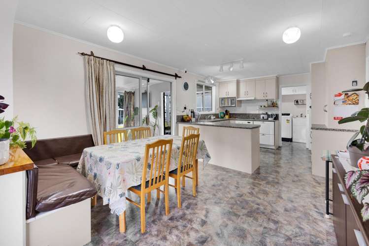 136 Hamlet Street Stratford_4