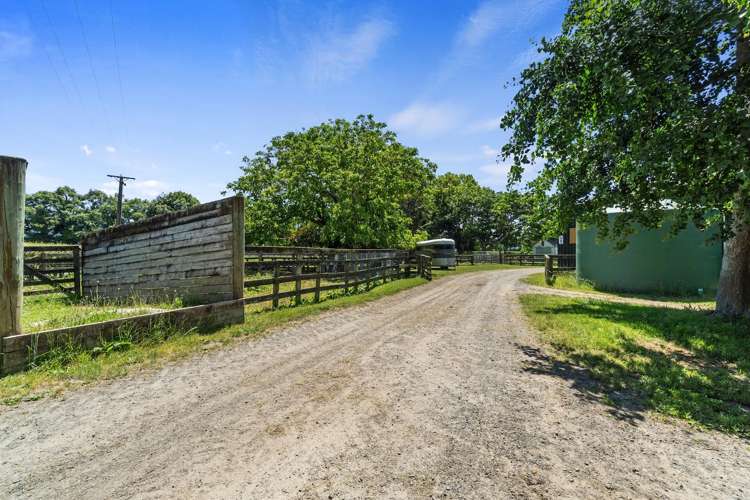 3714 Cambridge Road Leamington_5