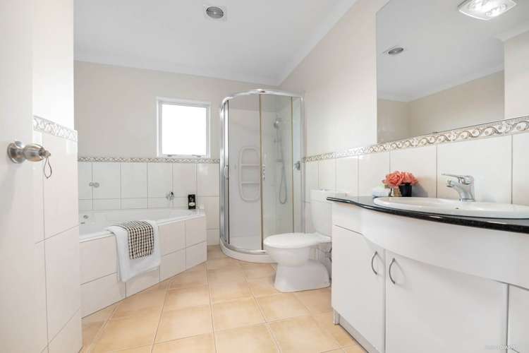 38 Carlton Street Hillsborough_17