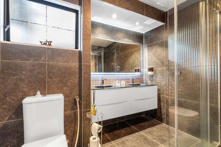 40 Barberton Terrace Red Hill_13