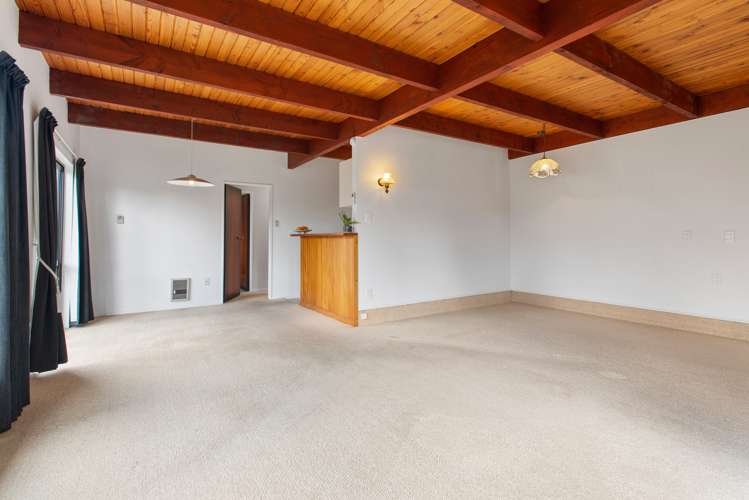 28 Lydbrook Place Otumoetai_5