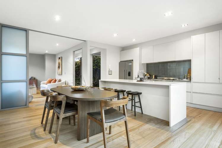 11 Wainui Avenue Point Chevalier_10