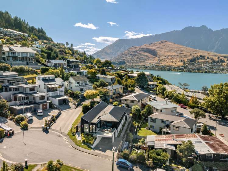 3 Panorama Place Queenstown_29