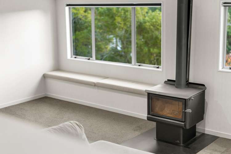 105 Waitakere Road Waitakere_19