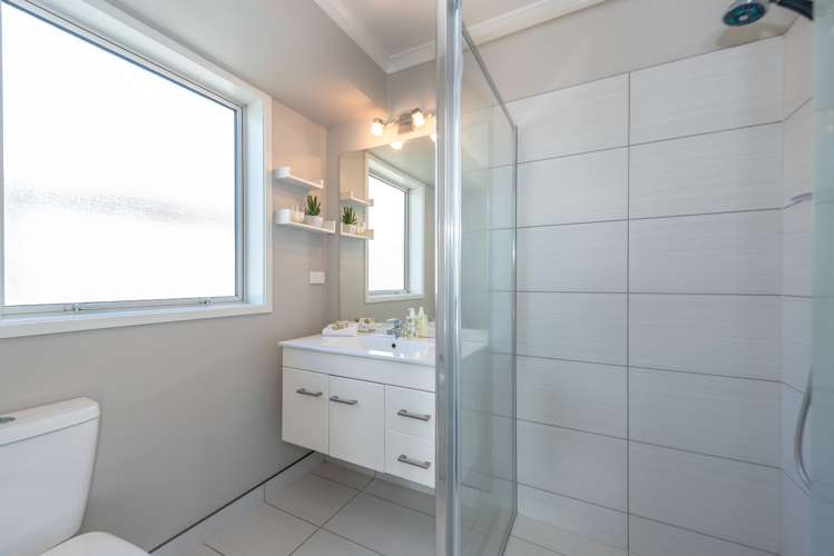 137 Saint James Drive Huntington_19