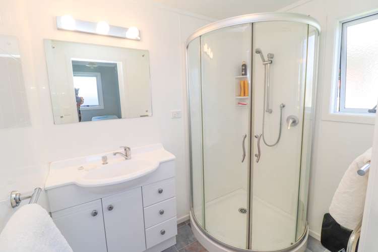 6 Aputa Avenue Te Puru_12