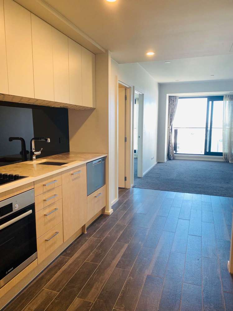 804/70 Anzac Avenue City Centre_1