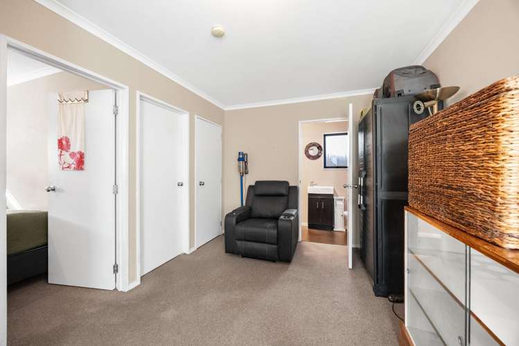12 Tabitha Crescent Henderson_16