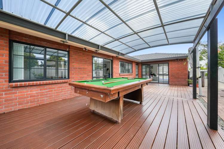 8 John Lister Close Golflands_5