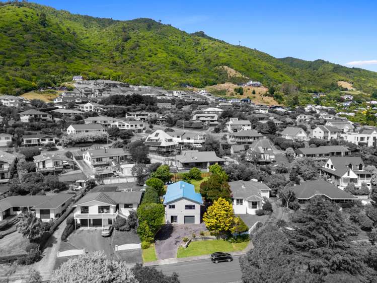 83 Huia Street Waikanae_16