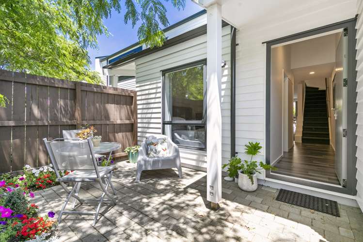 19/955 Mount Eden Road Three Kings_3