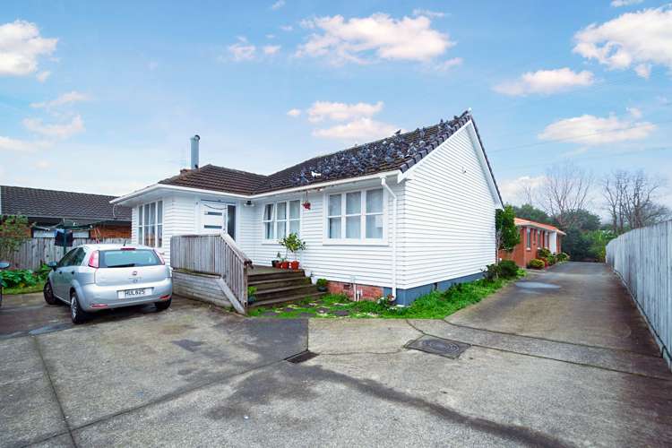 92 Portage Road New Lynn_8