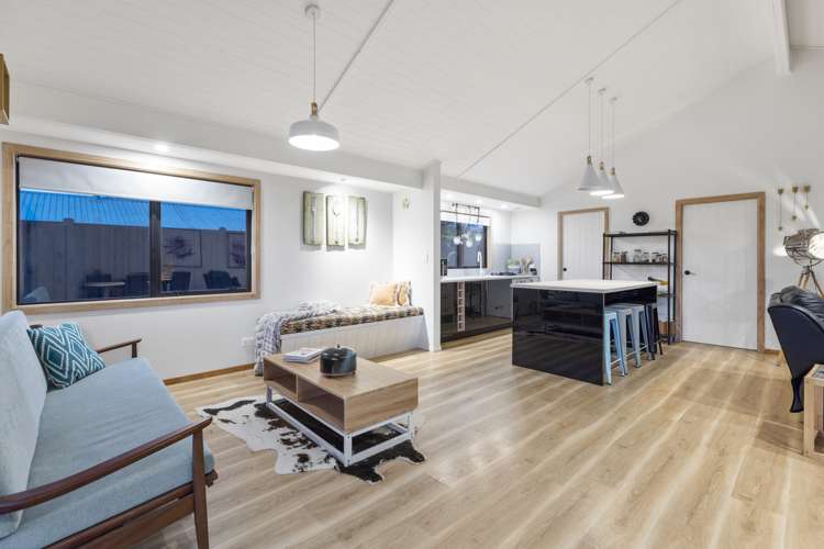 7b Lyn Grove Papamoa_5