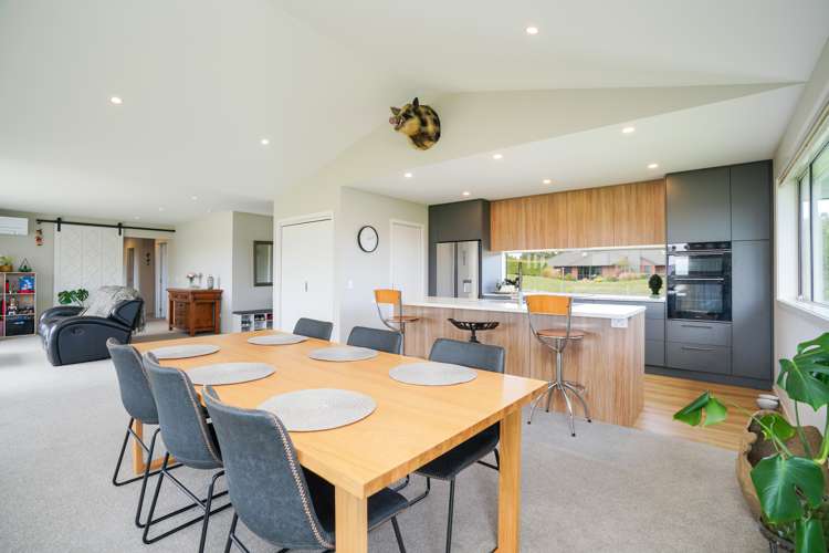 115 Blairlogie Close Otatara_14