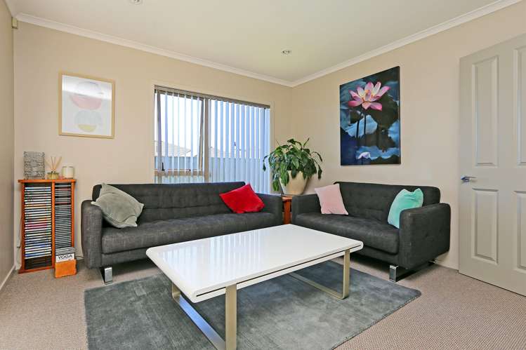 17 Lowry Place Frimley_5