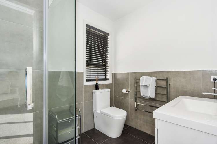 30 Kingdon Street Leamington_13