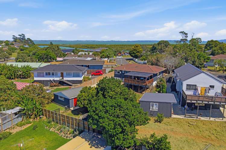 11 Ngatira Place Clendon Park_18