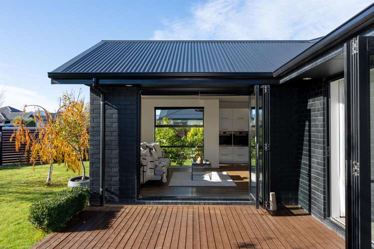 2 Oates Street Lincoln_8