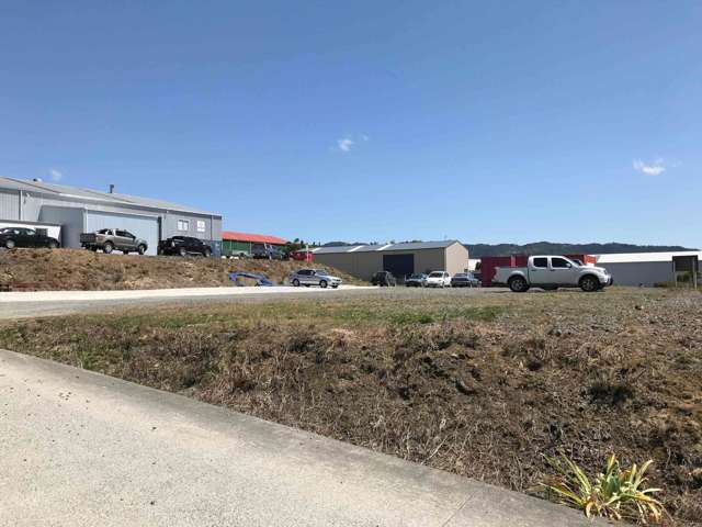 LARGE INDUSTRIAL BUILDING WITH YOUR NAME ON IT