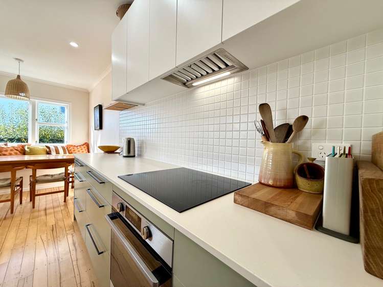 19 Lorenzen Bay Road Raglan_19