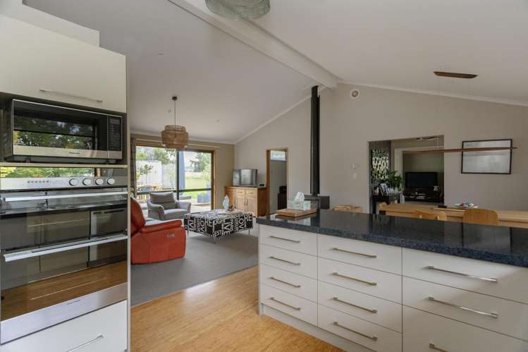 94-98 Weston Road Weston_5
